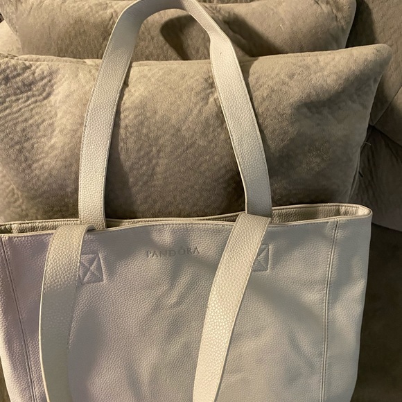 Rare - Pandora Jewelry Official Large Tote - Picture 3 of 7